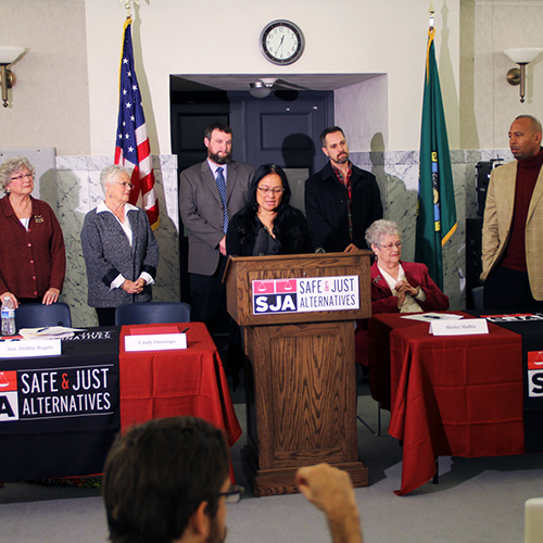 Photo of press conference of family members of murder victims against the death penalty